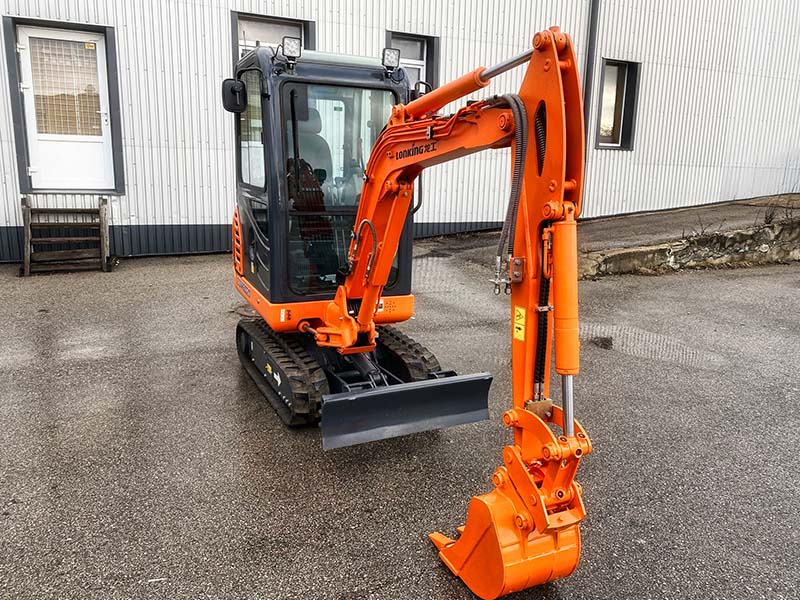 CDM 6020 HÜDRAULILINE EKSKAVAATOR